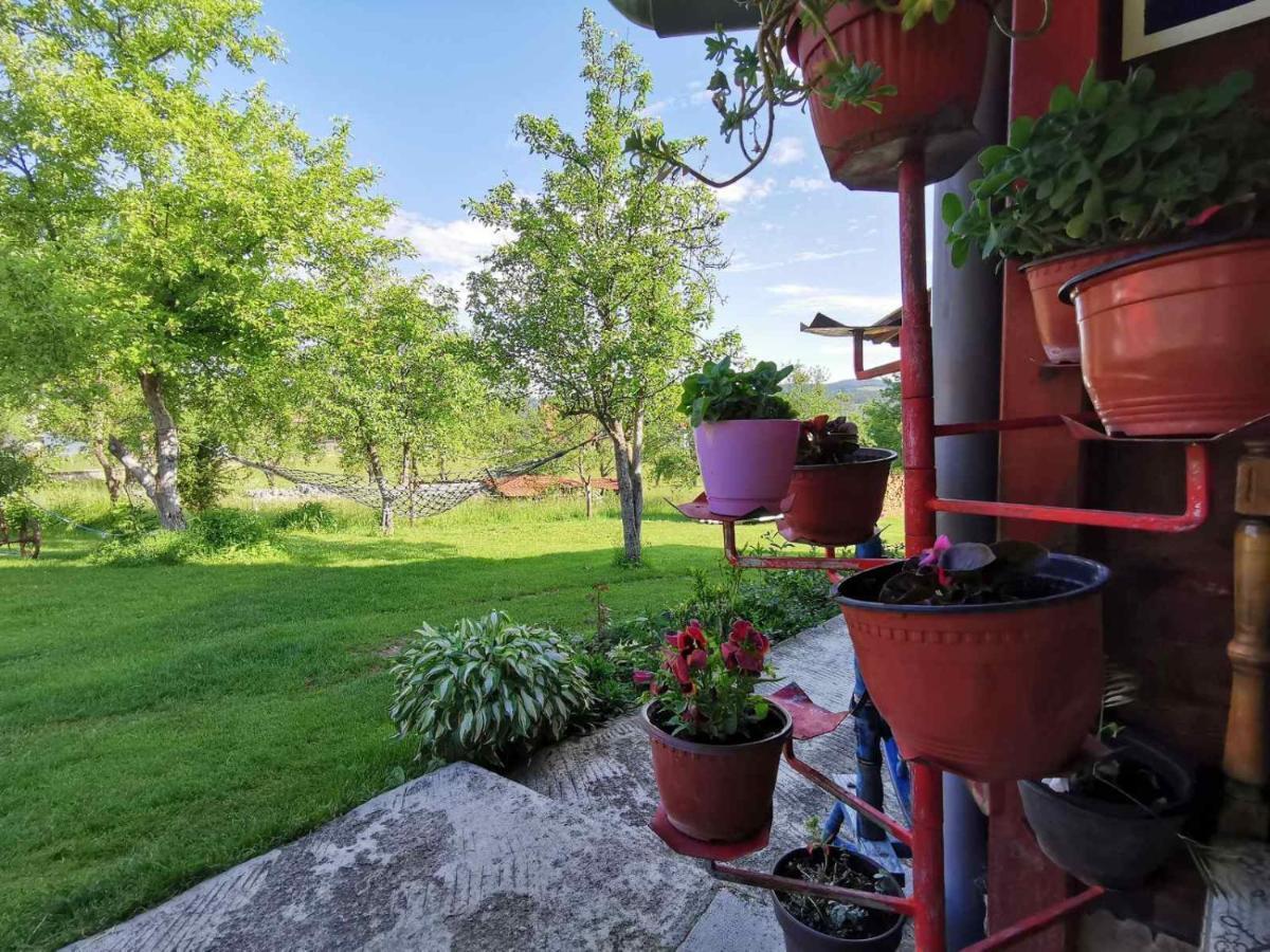 Apartmani Beslic Kremna Exterior foto